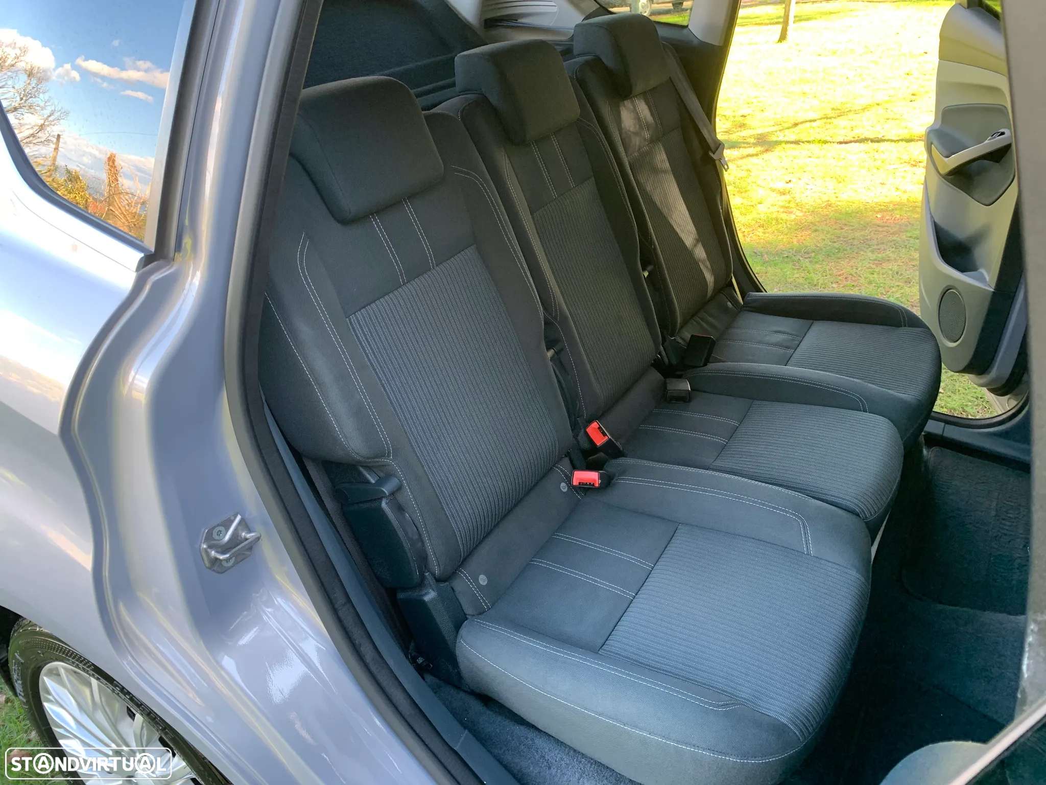 Ford C-Max 1.6 TDCi Titanium Edition S/S - 28