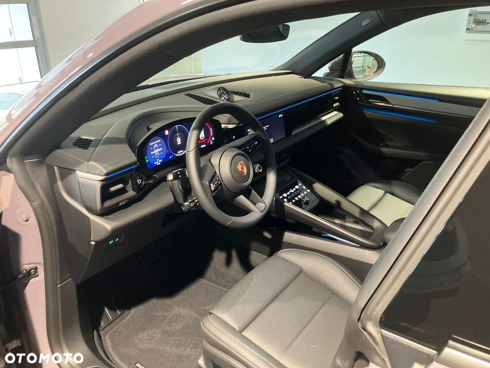 Porsche Macan - 14