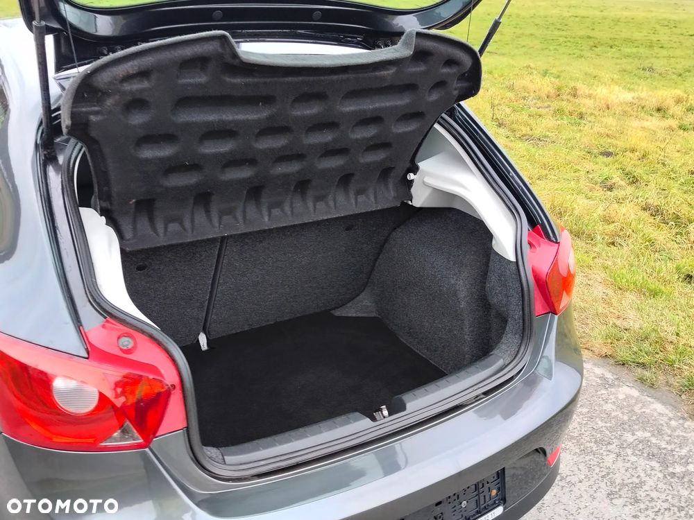 Seat Ibiza 1.4 16V Style Viva - 27