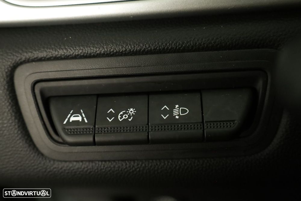 Renault Captur 1.0 TCe Techno Bi-Fuel - 18