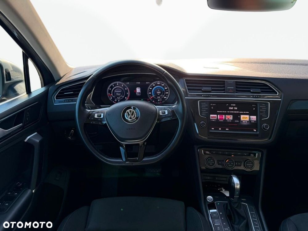 Volkswagen Tiguan - 5