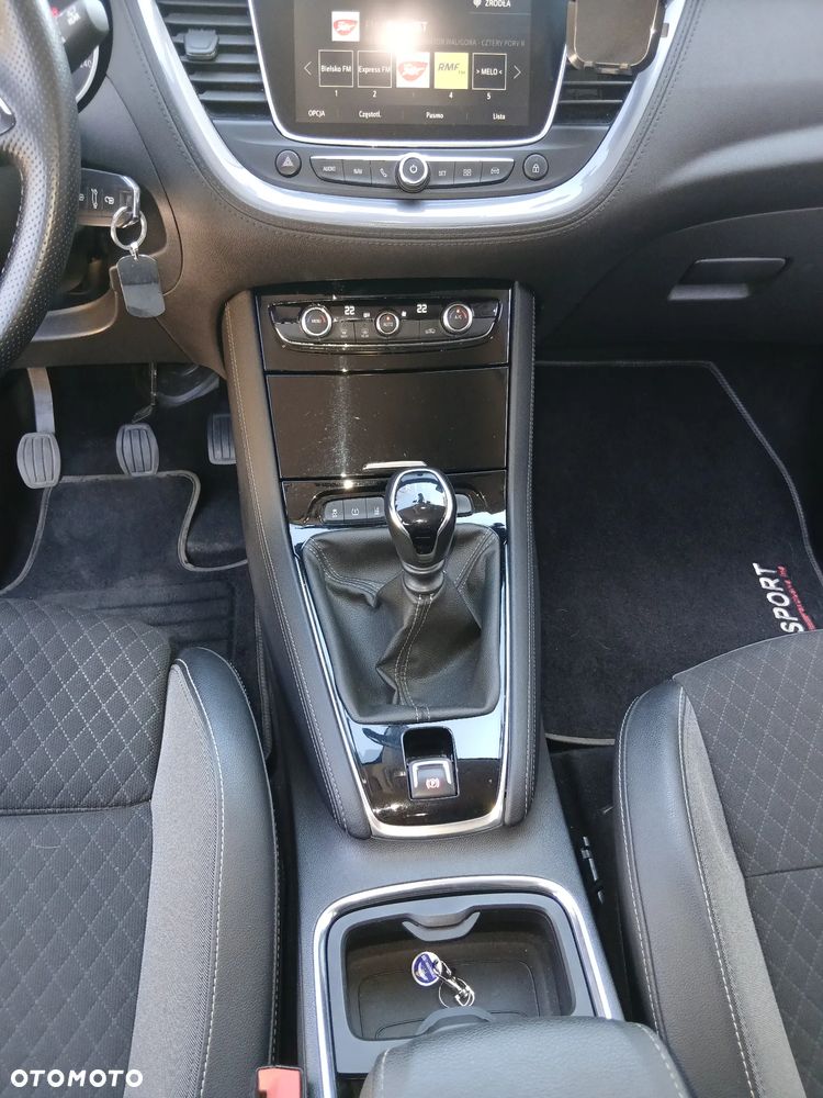 Opel Grandland X 1.2 Start/Stop Design Line - 13