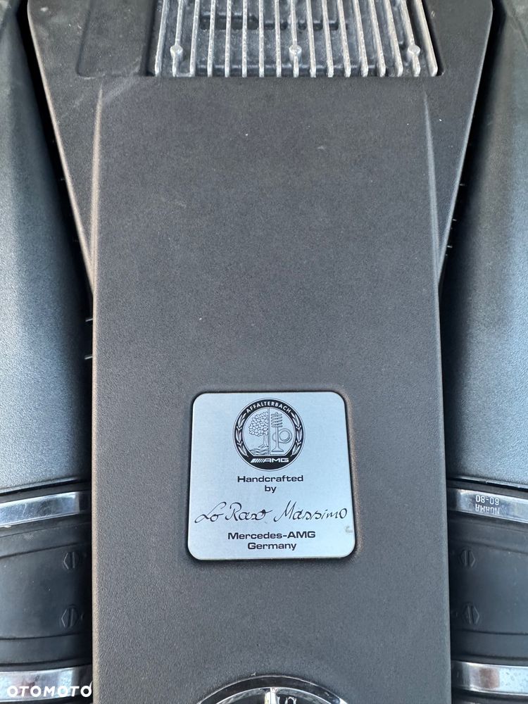 Mercedes-Benz Klasa G 63 AMG AMG SPEEDSHIFT 7G-TRONIC - 31