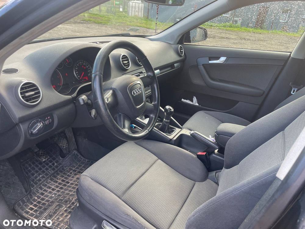 Audi A3 Sportback - 6