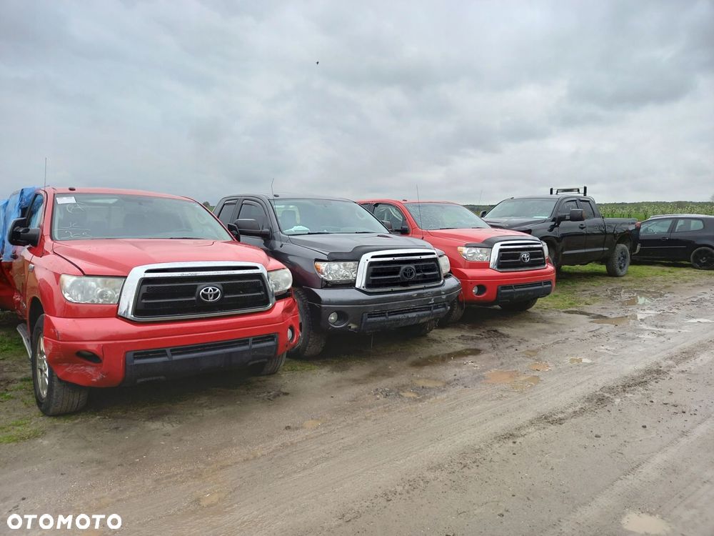 Toyota Rav4 III lusterko prawe 7 pin obudowa prawa - 9