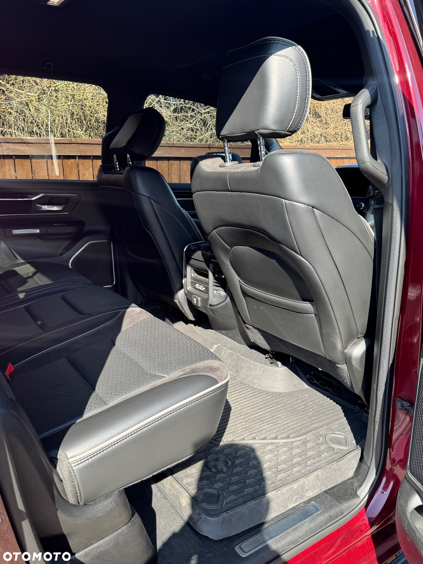 RAM 1500 Crew Cab Laramie - 19