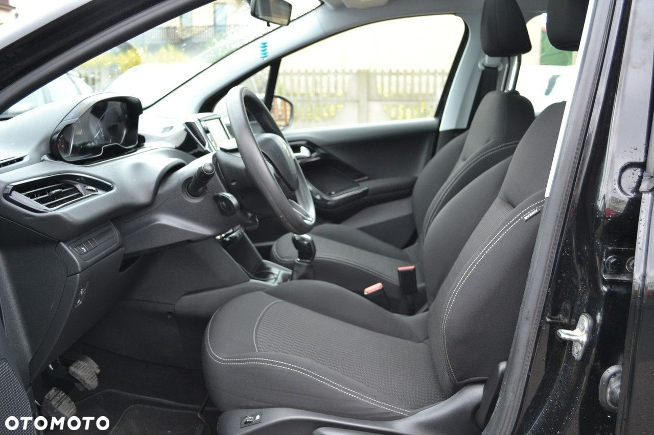 Peugeot 208 1.2 PureTech Allure - 7