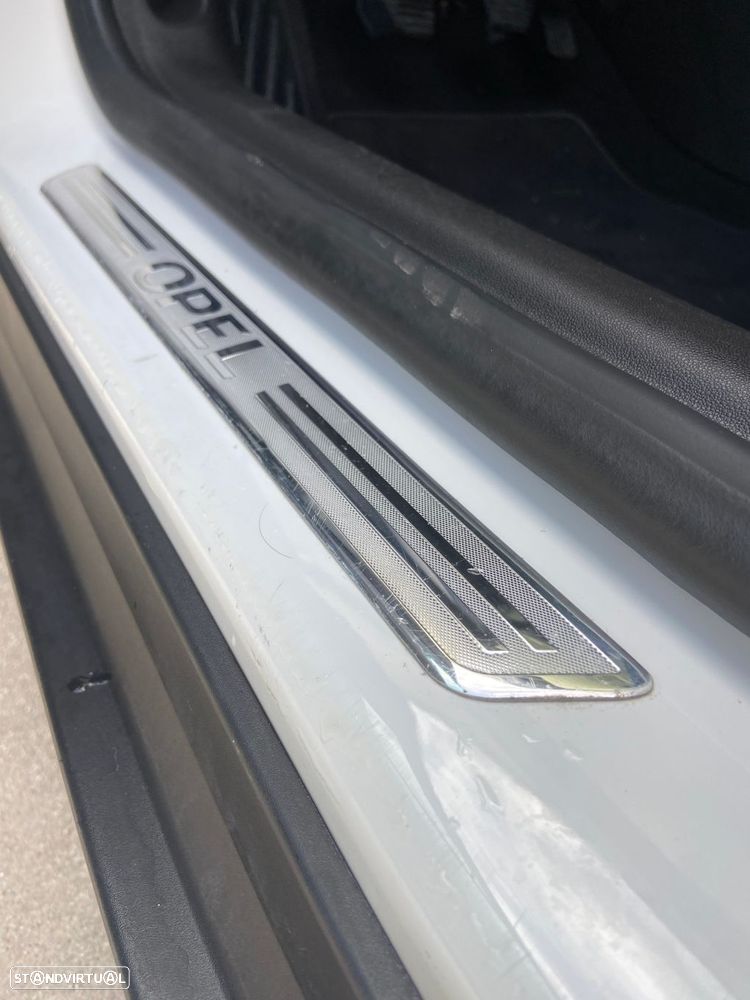 Opel Crossland X 1.2 Edition - 33