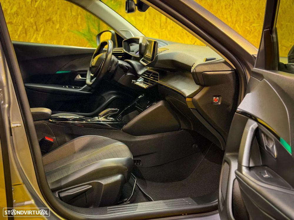 Peugeot 2008 - 6