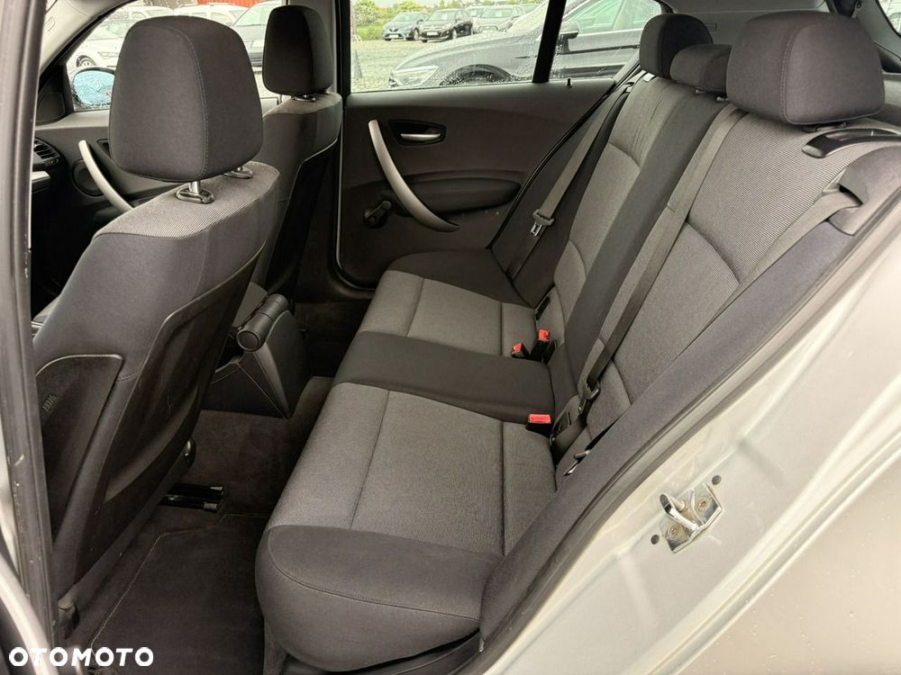 BMW Seria 1 116i - 12