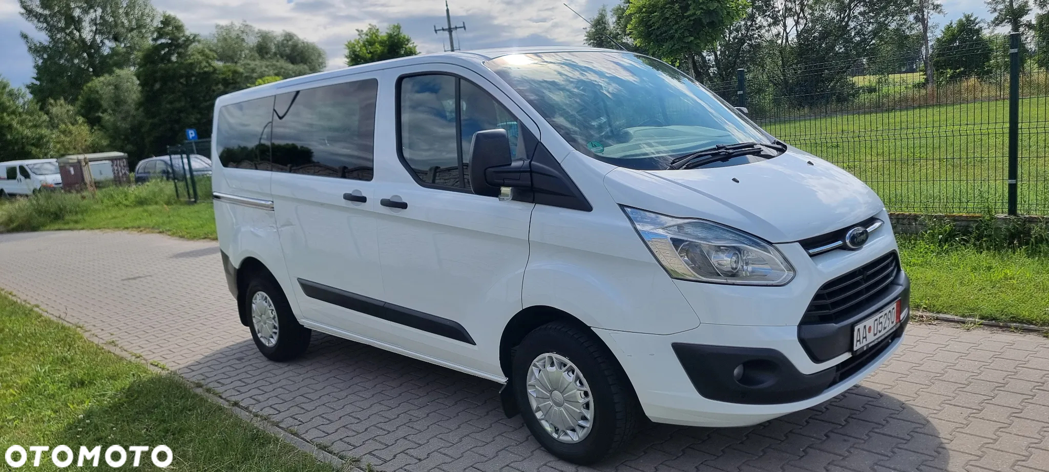 Ford Transit Custom - 13