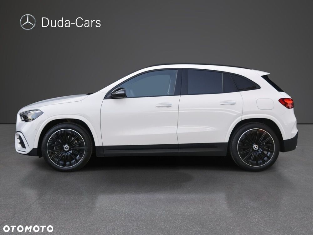Mercedes-Benz GLA - 4