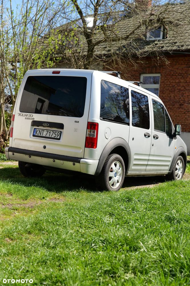 Ford Tourneo Connect - 6
