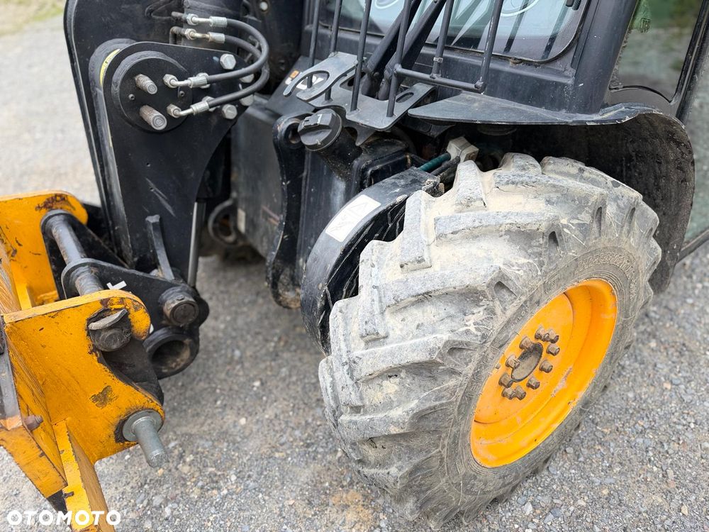 JCB 515-40 TH - 8