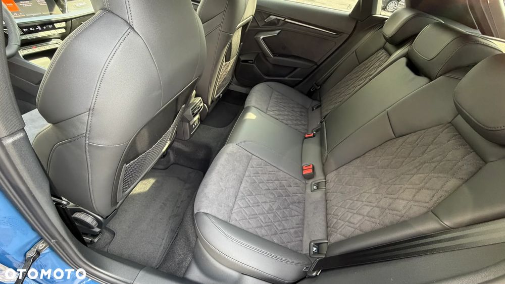 Audi RS3 Sportback - 19