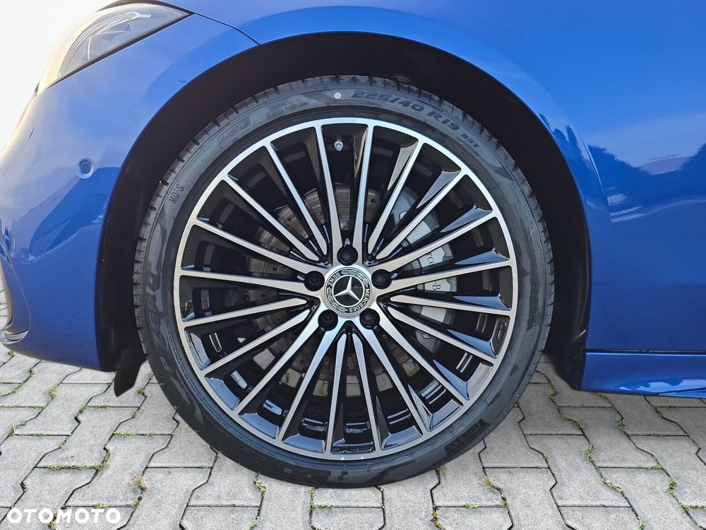 Mercedes-Benz Klasa C 220 d mHEV 4-Matic AMG - 10