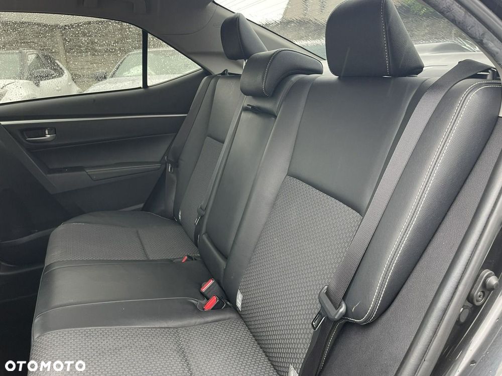 Toyota Corolla 1.6 Comfort - 14