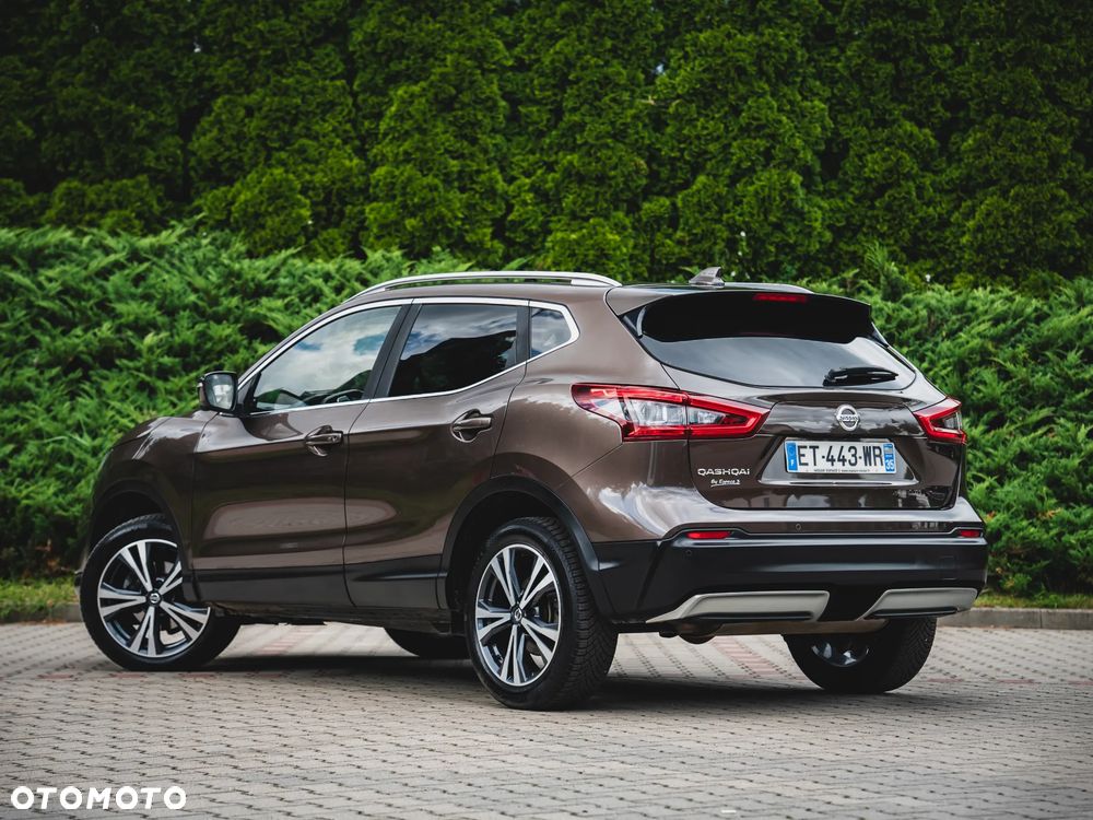Nissan Qashqai 1.5 dCi DPF 360 - 18