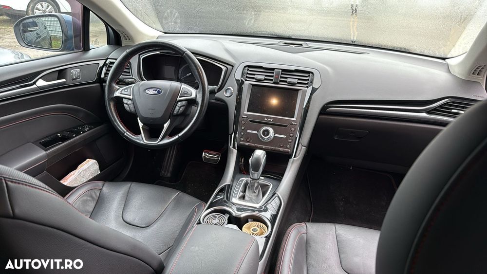 Ford Mondeo 2.0 HEV ST Line High - 31