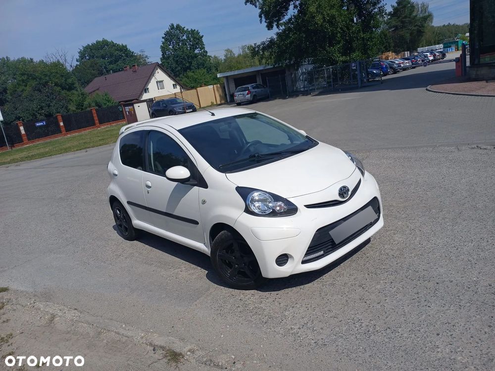 Toyota Aygo City - 1