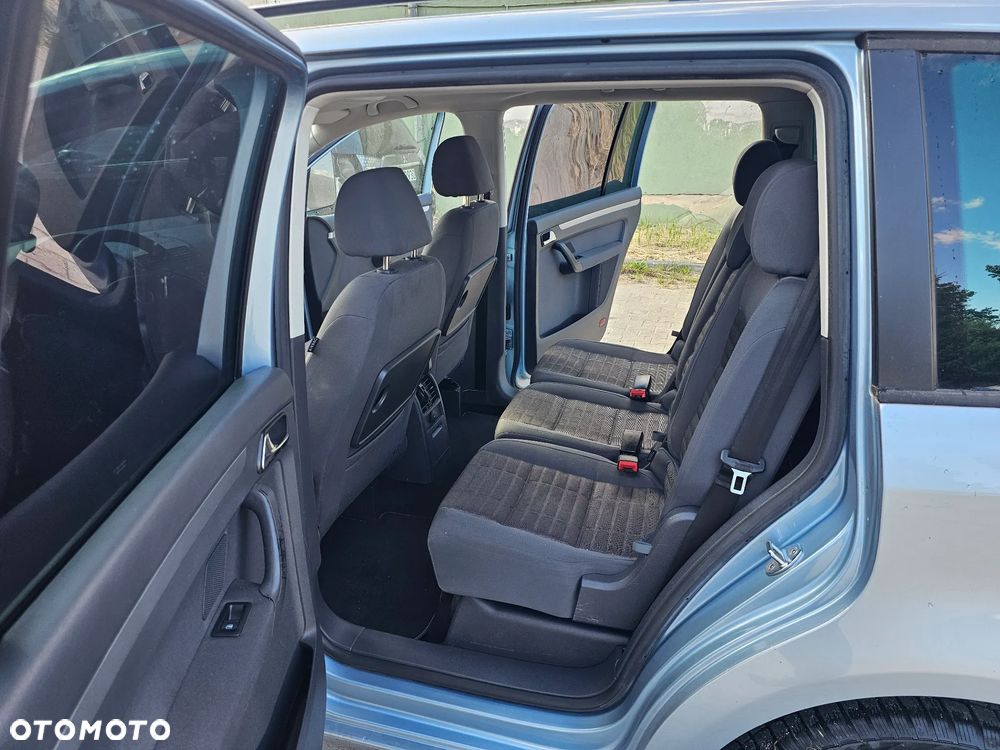 Volkswagen Touran 1.4 TSI Trendline - 10