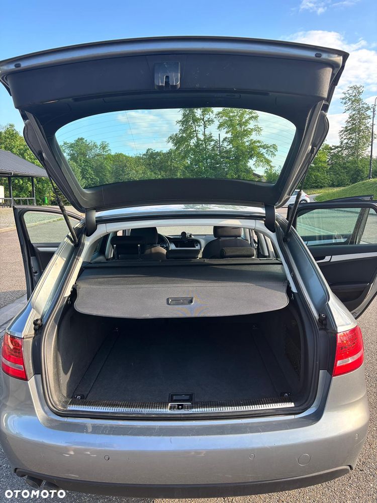Audi A4 Avant - 11