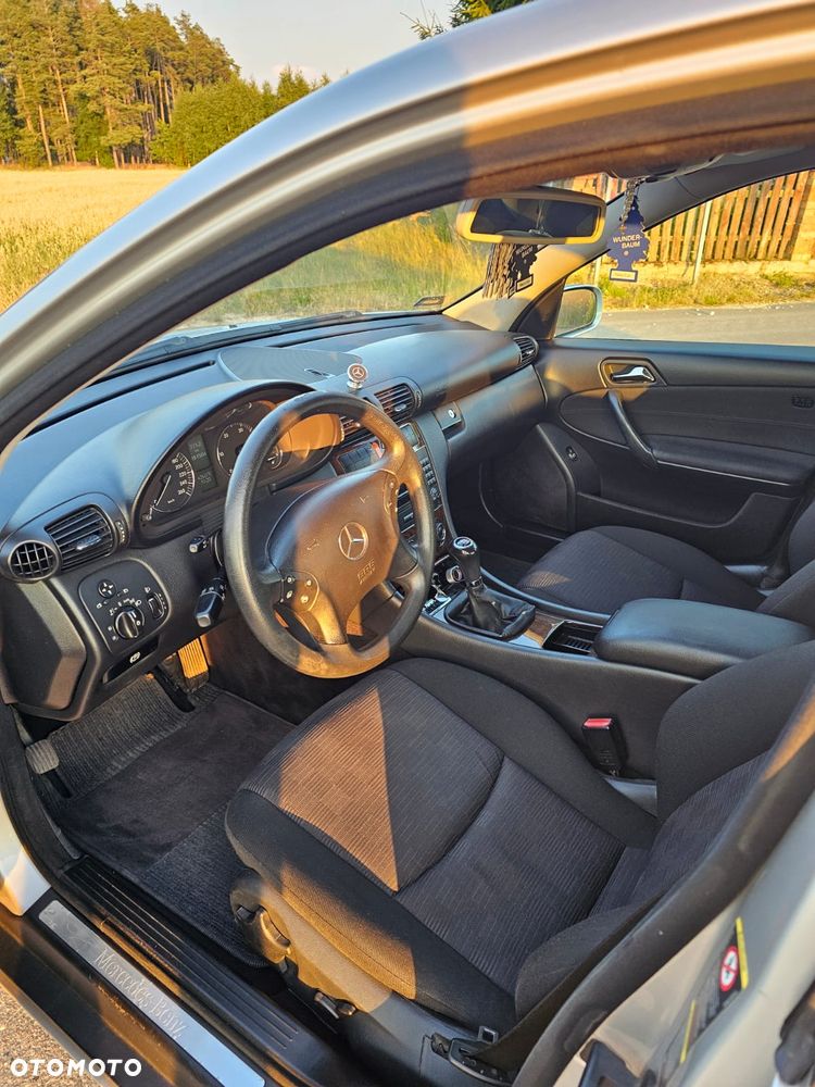 Mercedes-Benz Klasa C 200 T CDI Classic - 7