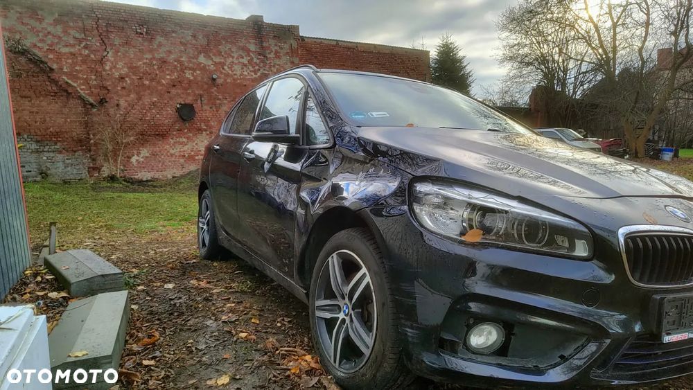 BMW Seria 2 218i - 4