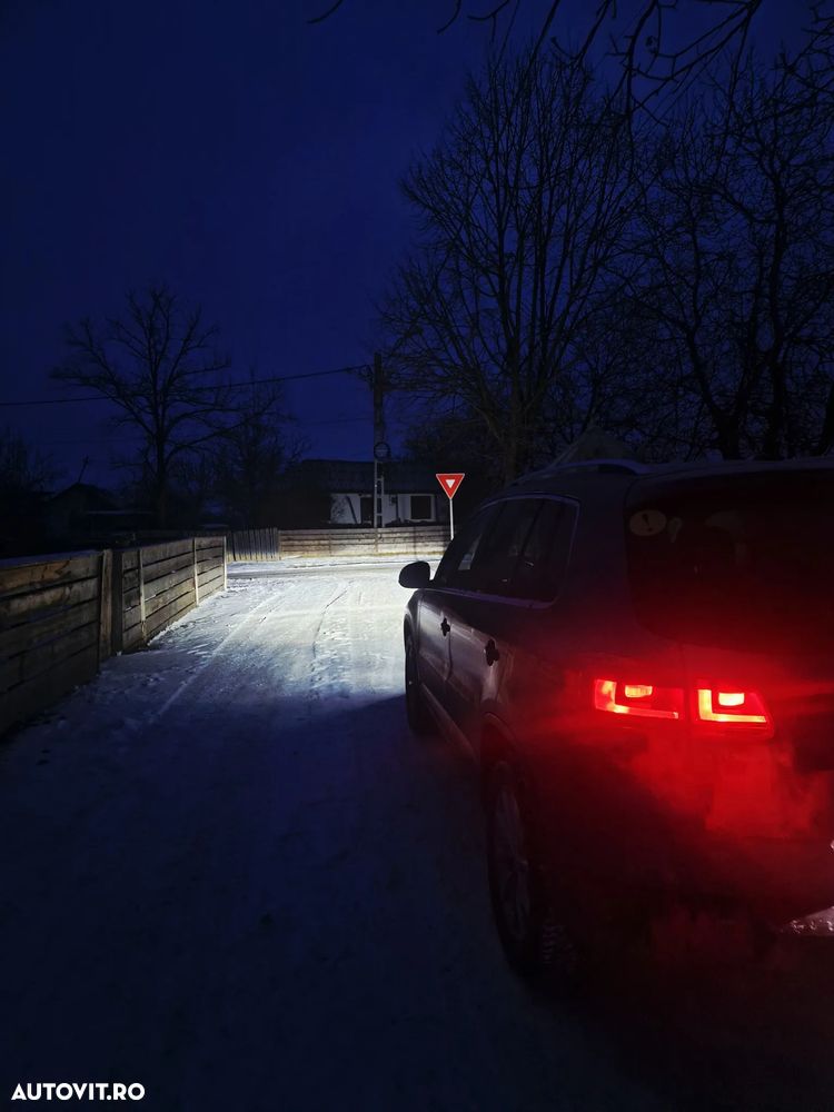 Volkswagen Tiguan 2.0 TDI SCR 4MOTION BlueMotion Technology DSG Lounge Sport & Style - 8