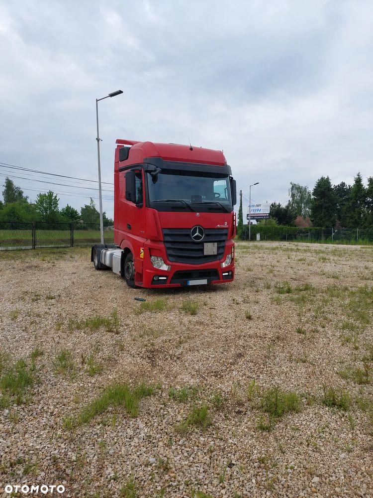 Mercedes-Benz Actros - 2