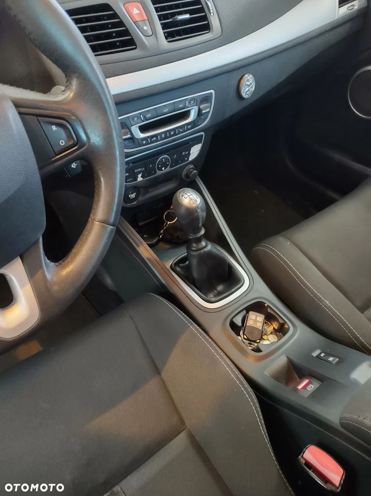 Renault Megane 1.6 16V Dynamique - 4
