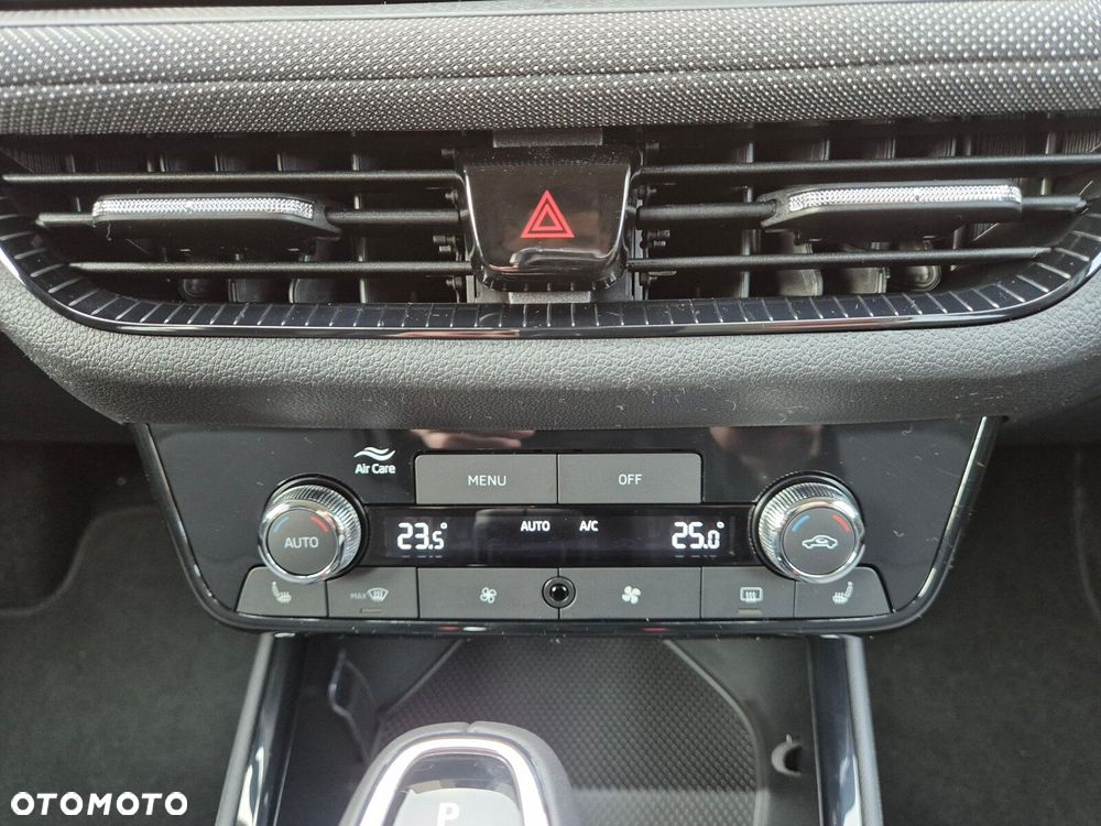 Skoda Fabia 1.0 TSI Selection DSG - 28