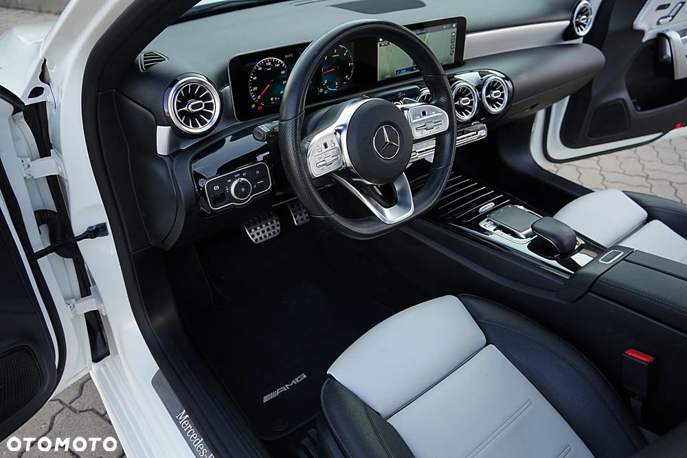 Mercedes-Benz Klasa A 200 d 8G-DCT Edition AMG Line - 31