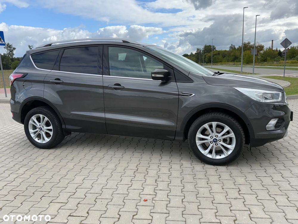 Ford Kuga 1.5 EcoBoost 2x4 Titanium - 7