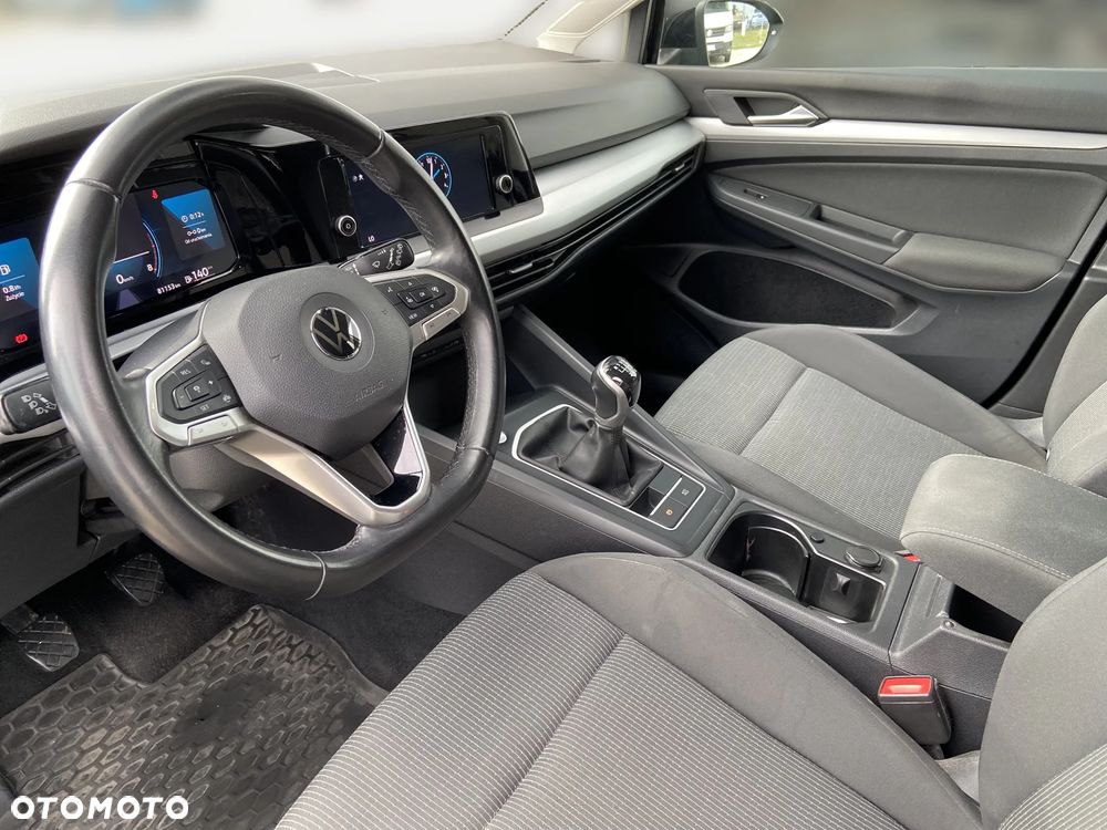 Volkswagen Golf - 11
