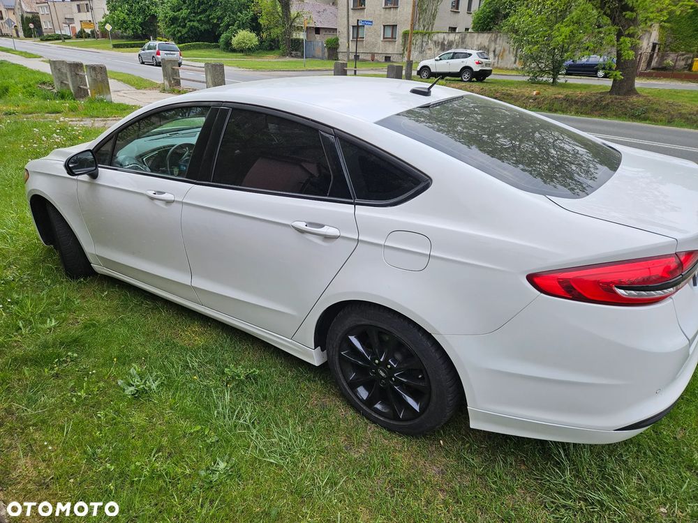 Ford Fusion - 3