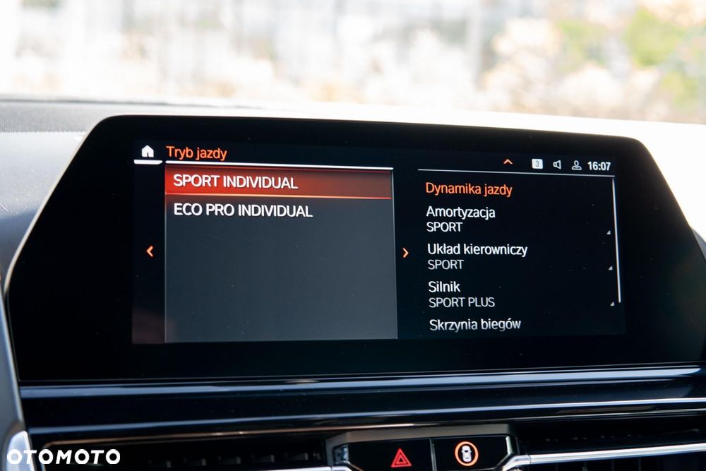 BMW Seria 8 840i xDrive - 25