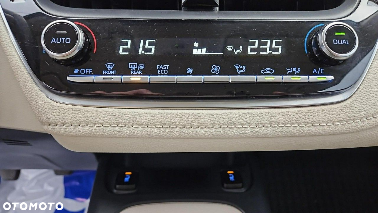 Toyota Corolla 1.6 Comfort - 19