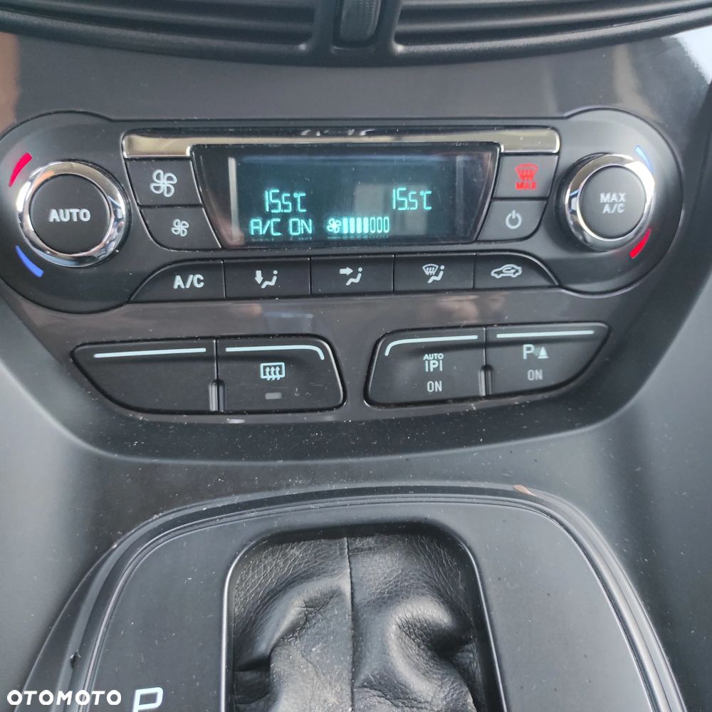 Ford Kuga 2.0 TDCi 4WD Titanium - 28