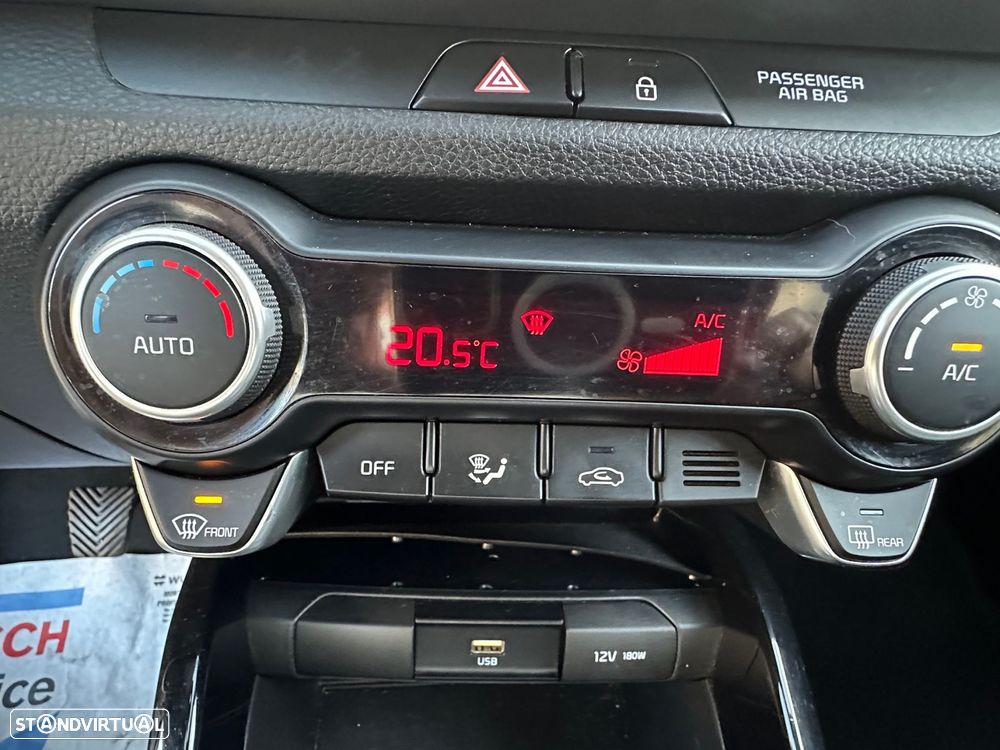 Kia Stonic 1.0 T-GDI Wave - 22