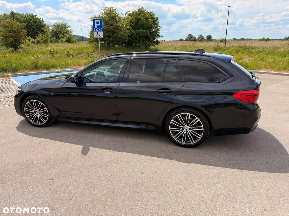 BMW Seria 5 530d xDrive M Sport sport - 9
