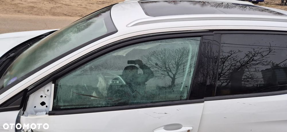 Peugeot 3008 1.2 PureTech GPF Active S&S EAT8 - 11