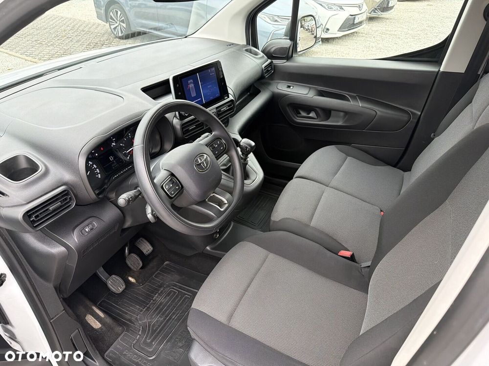 Toyota PROACE CITY - 12