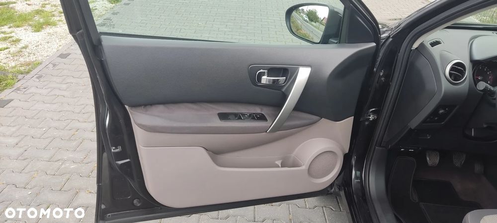 Nissan Qashqai+2 2.0 Acenta - 20