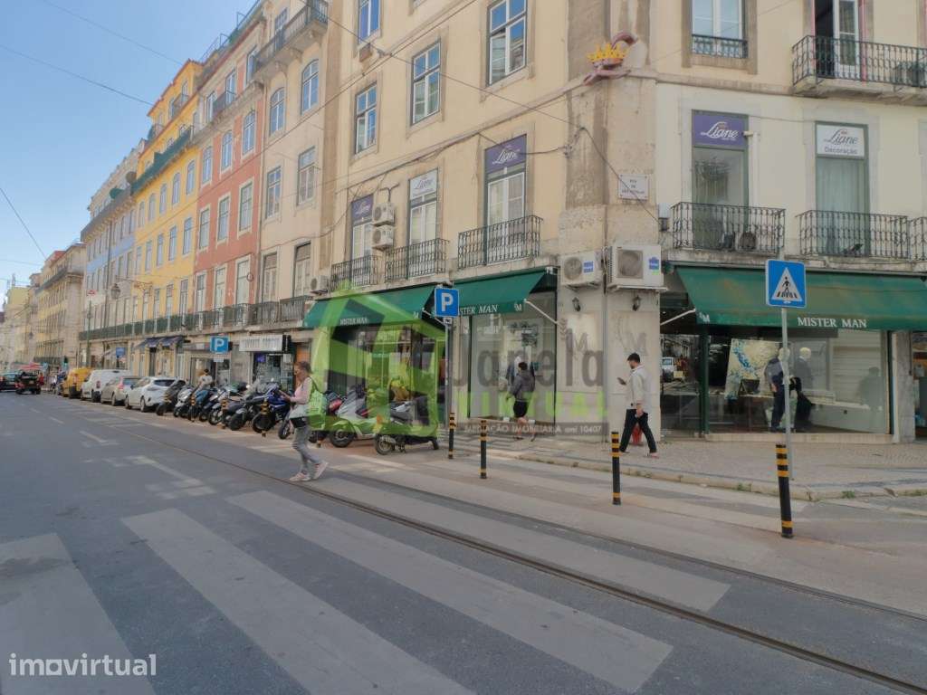Prédio de Gaveto com Elevada Visibilidade no Coração de Lisboa - Grande imagem: 5/14