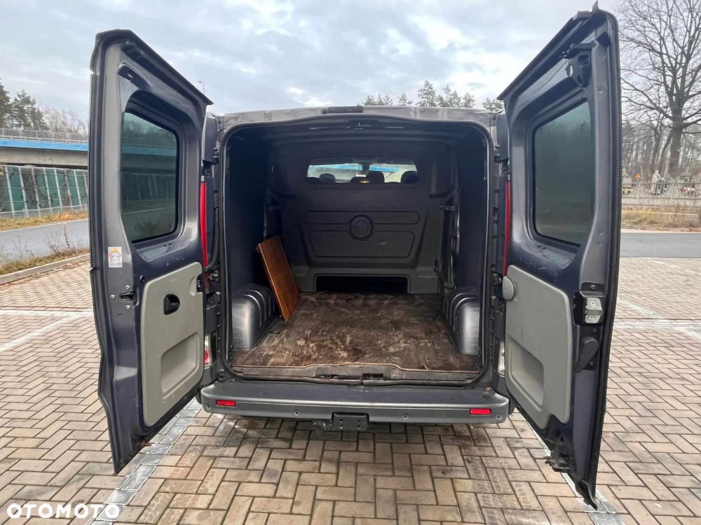 Opel Vivaro - 2