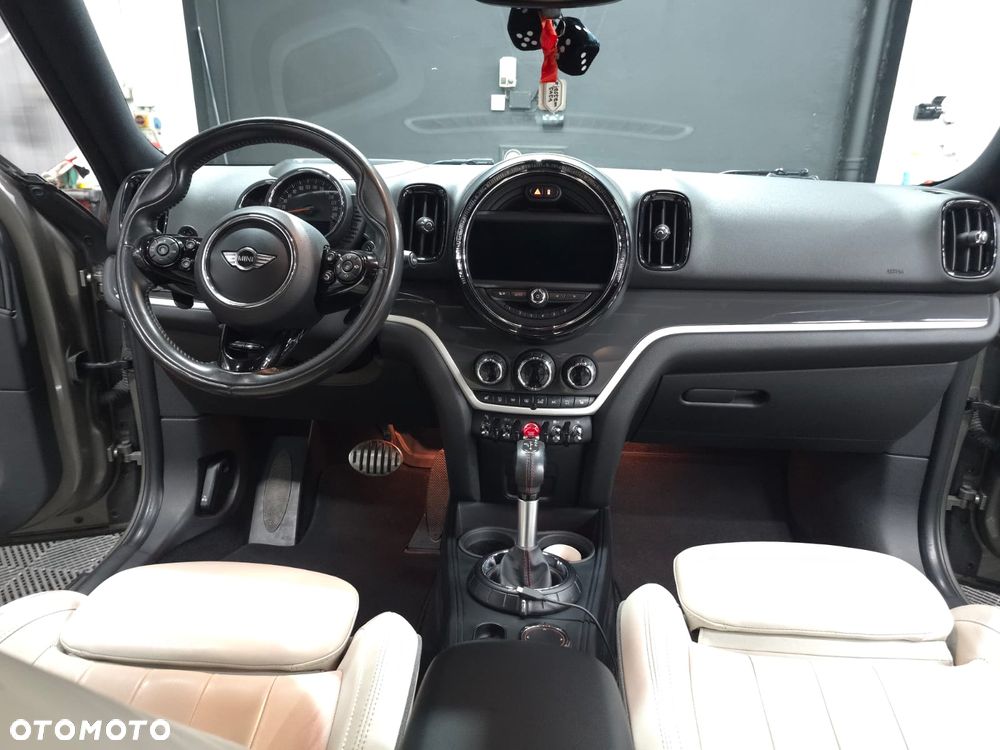 MINI Countryman - 10