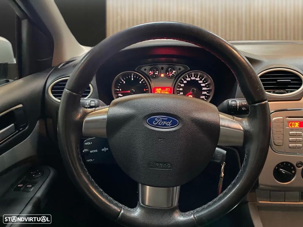 Ford Focus 1.6 TDCi Sport - 9