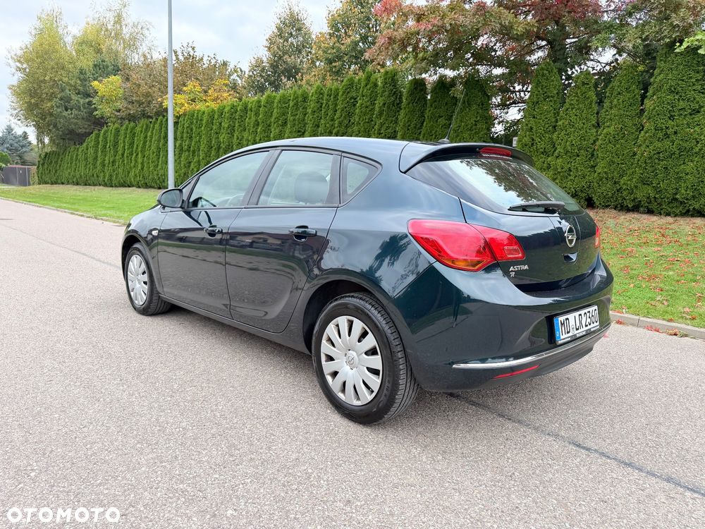 Opel Astra - 17