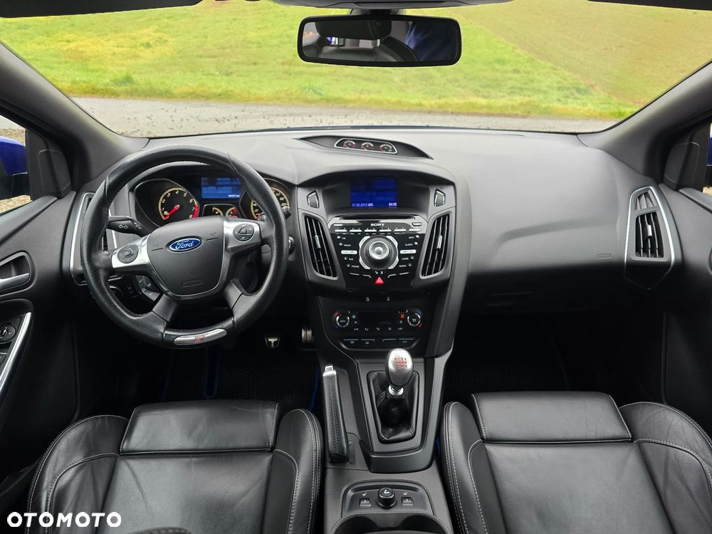 Ford Focus - 18